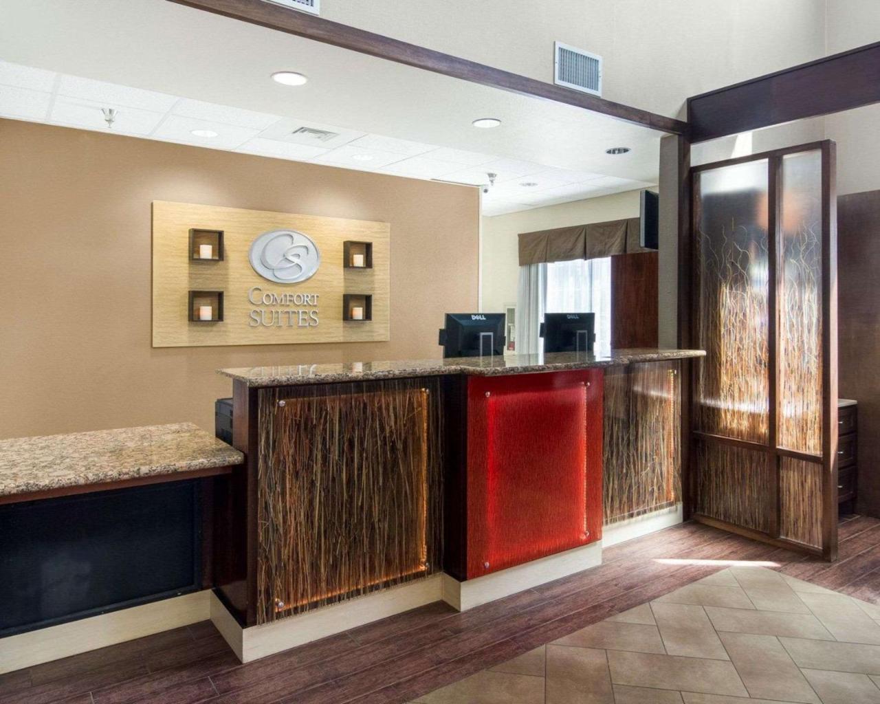 Comfort Suites Odessa Exterior foto